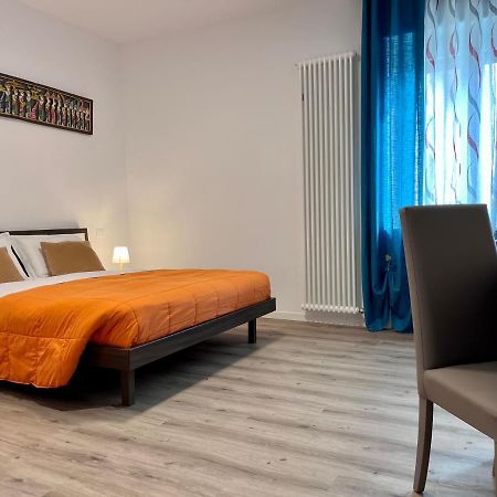 Verona Rooms 109 Bagian luar foto