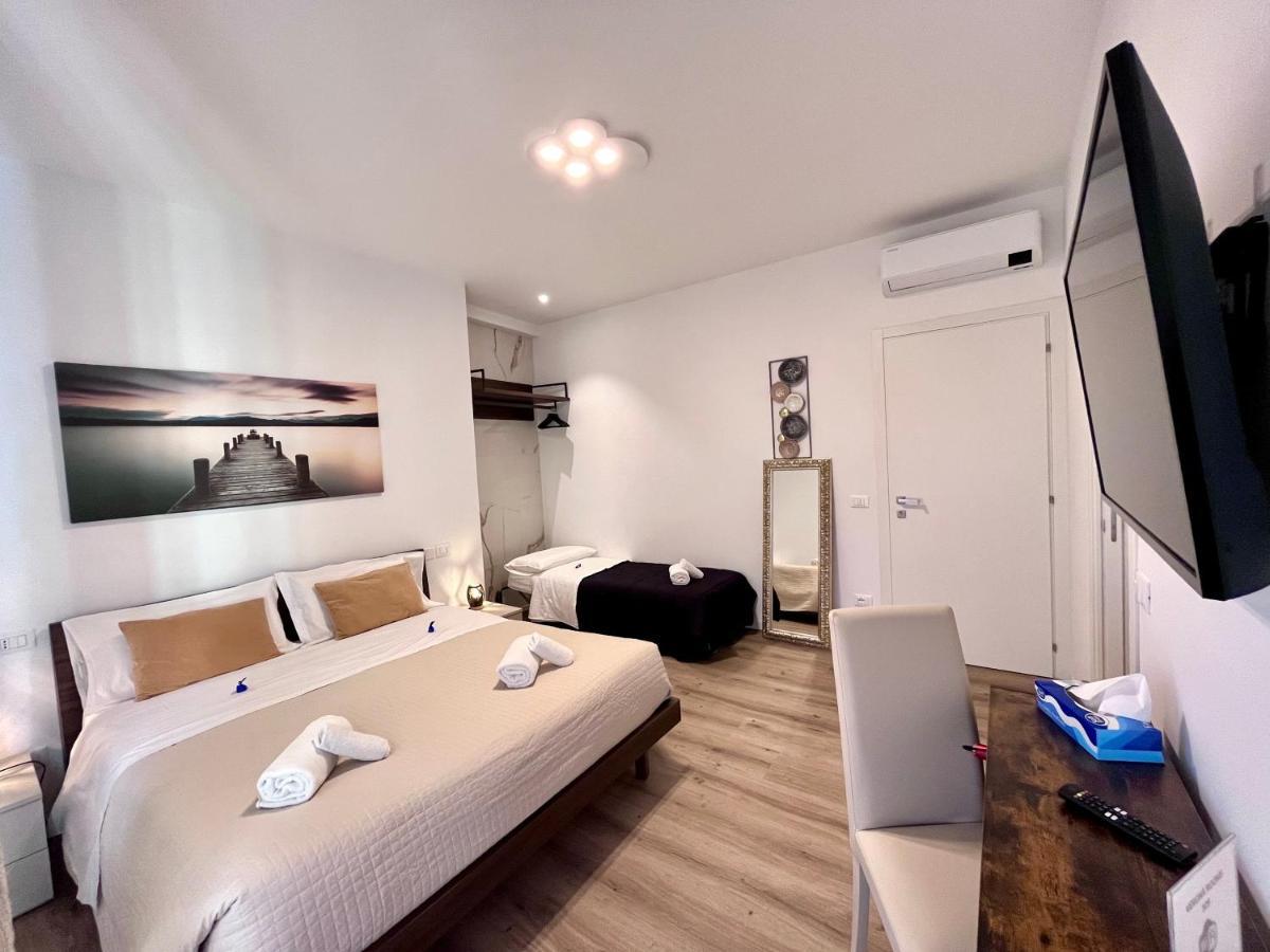Verona Rooms 109 Bagian luar foto